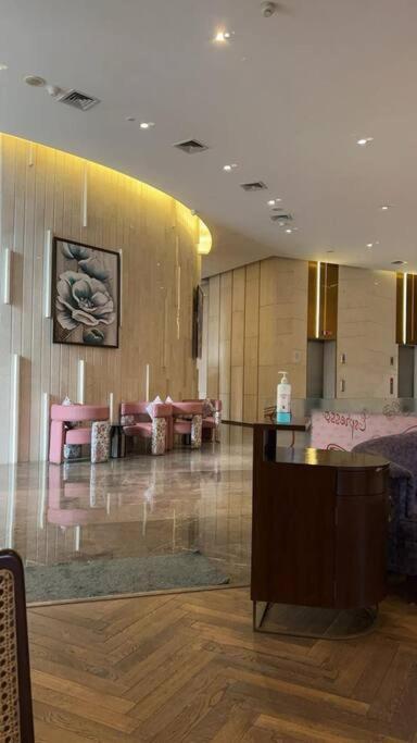 Countryside Luxury Suites - Supernova Noida New Delhi Buitenkant foto